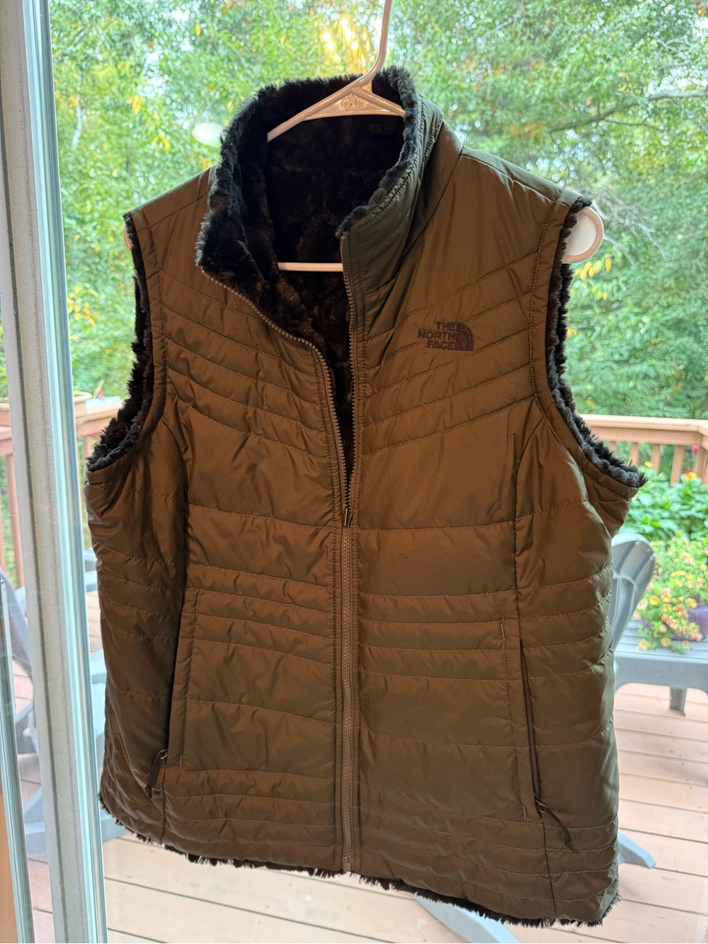 The North Face Women's Olive Quilted Reversible Faux-Fur Lined Vest